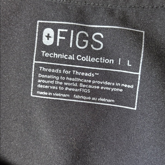 Figs Women’s Black V-Neck Scrub Top, Large, technical collection, EUC - Picture 5 of 5